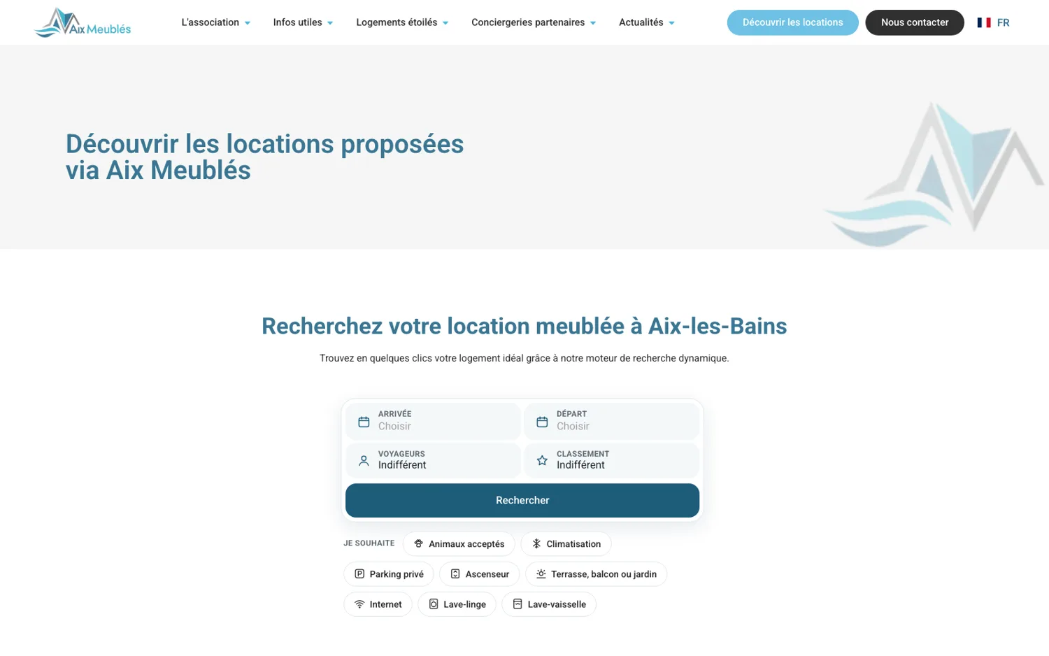 Page « Découvrir les locations » avec le moteur de recherche par dates et équipements