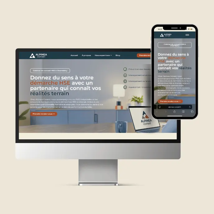 Site internet d'Alpinea Conseil sur écran et smartphone