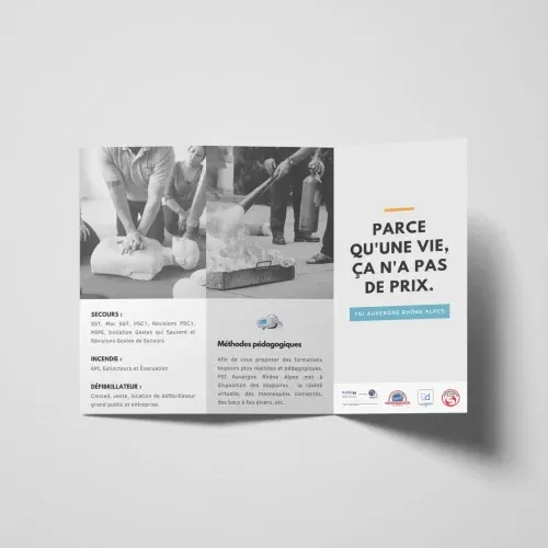 Dépliant trois volets créé pour FSI AuRA, organisme de formation